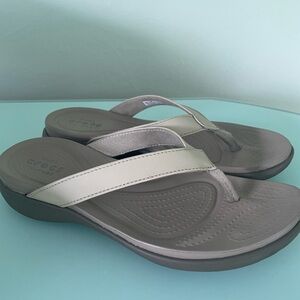 CROCS Beige Comfort Flip-Flops